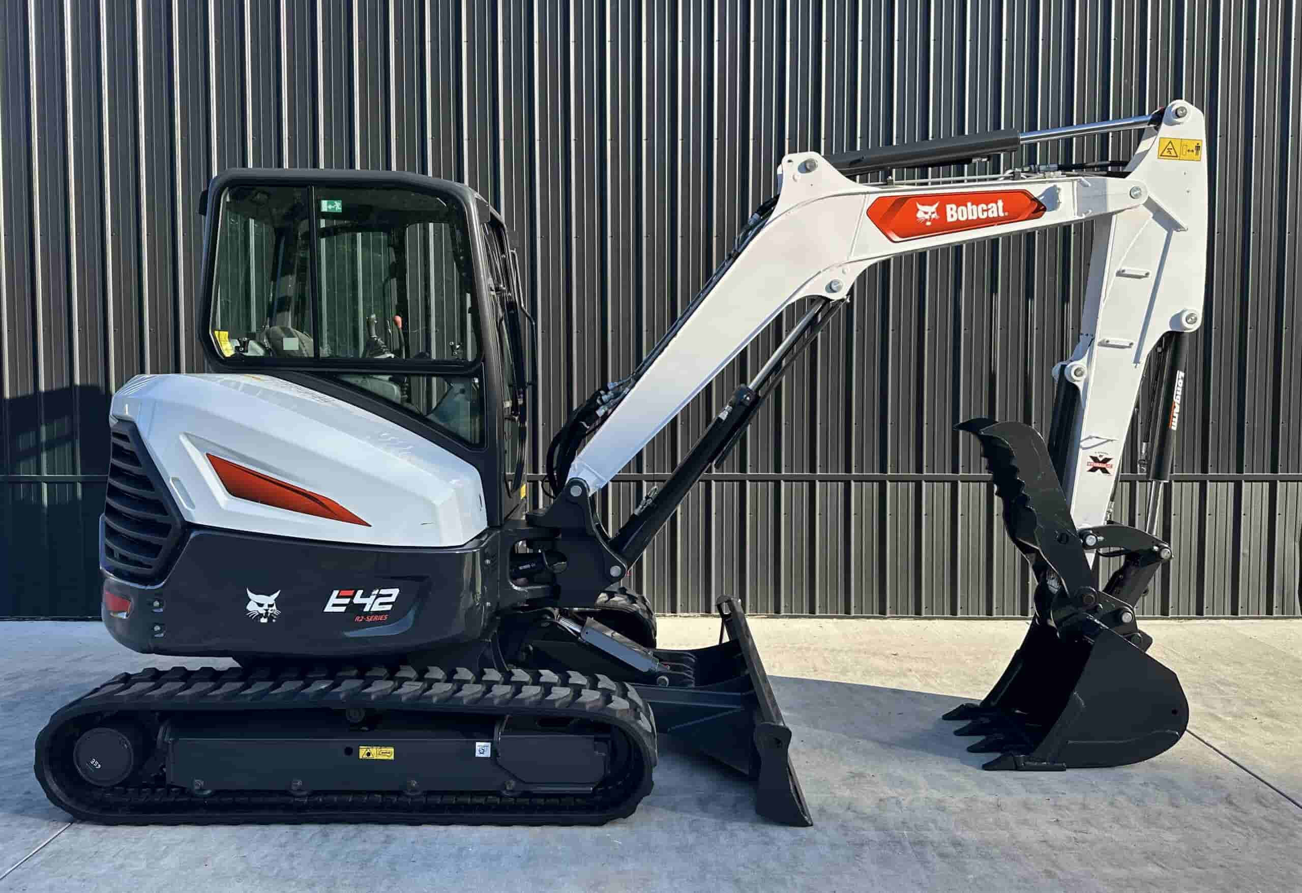 2020 BOBCAT E42 LONG ARM
